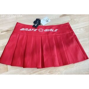 Bratz Forever 21‎ Red Women's Short Pleated Skirt - Size Medium